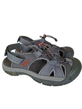 KEEN Women's Ravine H2 Hiking Waterproof Sandals Size 7